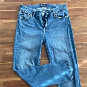 GAP Women's Classic Blue Straight Jeans